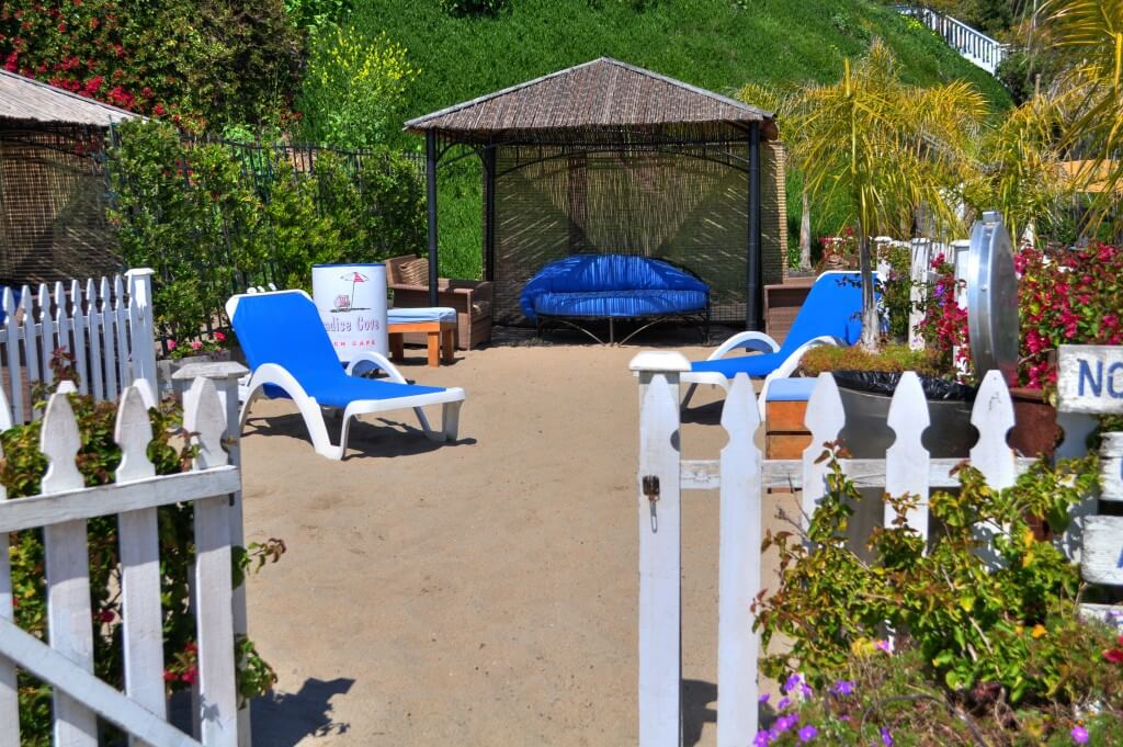 Modern Paradise Cove Beach Chair Rental for Living room
